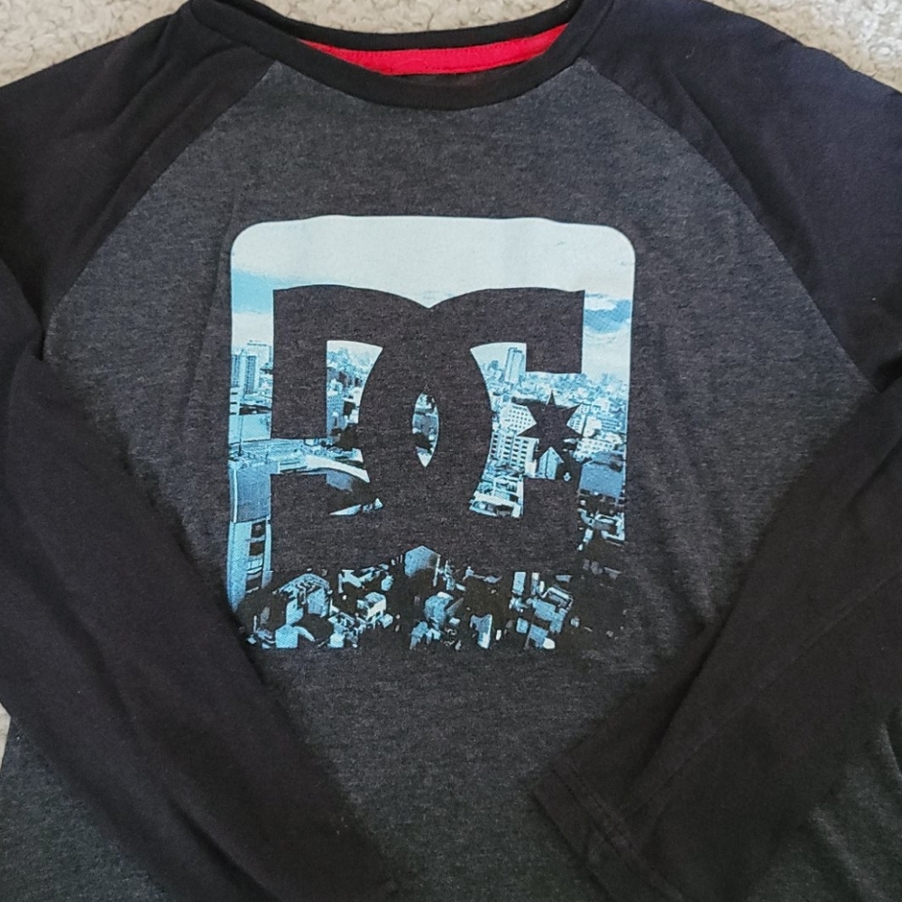 DC long sleeve t shirt S/8